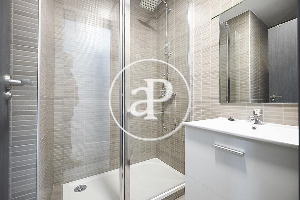 Apartamento de 5 habitaciones en Madrid ciudad en alquiler - 3.500 € (Ref: 9491455)