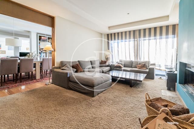 7 quarto Moradia para venda em Boadilla del Monte com piscina - 2 675 000 € (Ref: 9491456)