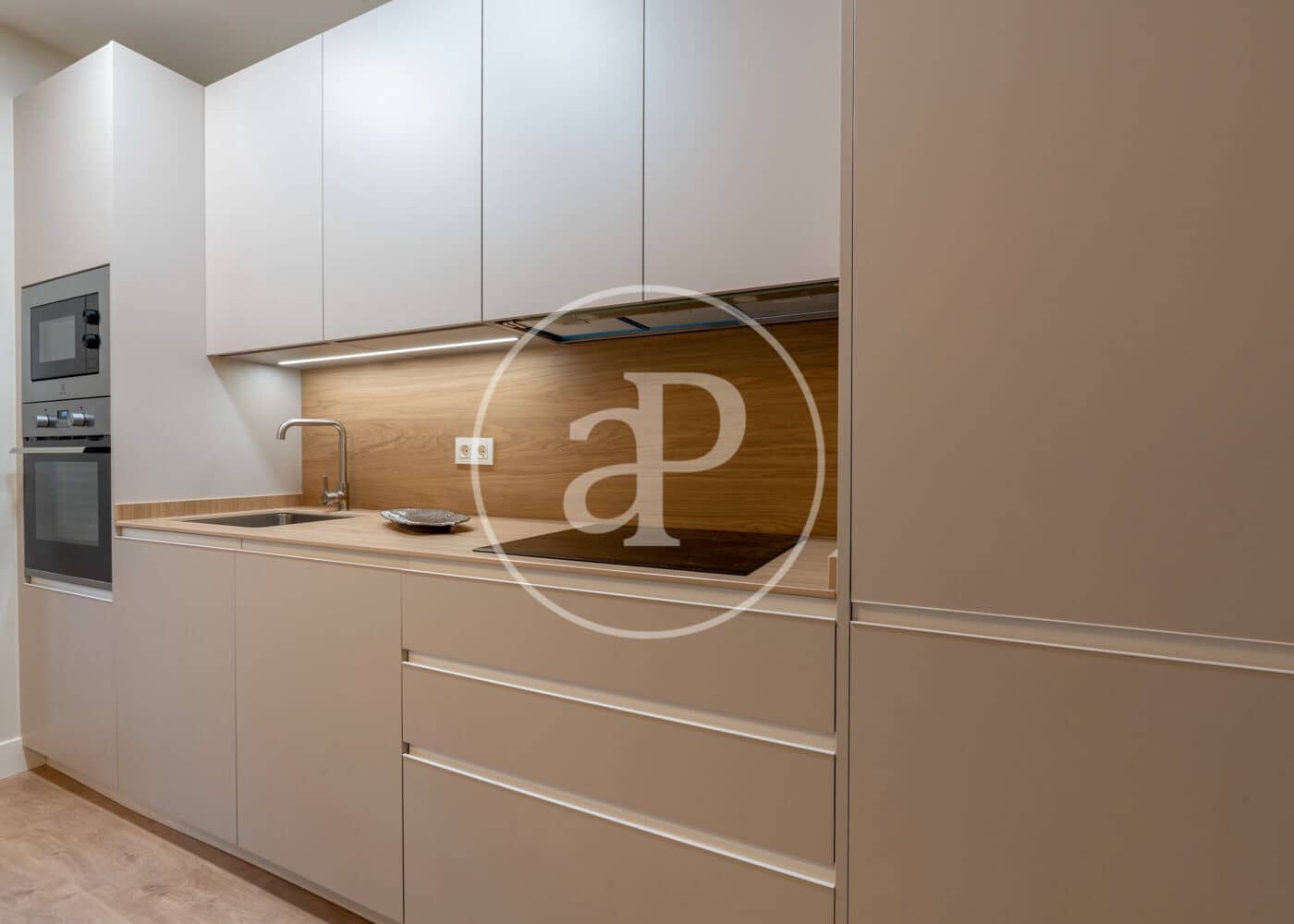 2 bedroom Apartment for sale in Madrid city - € 1,295,999 (Ref: 9494654)