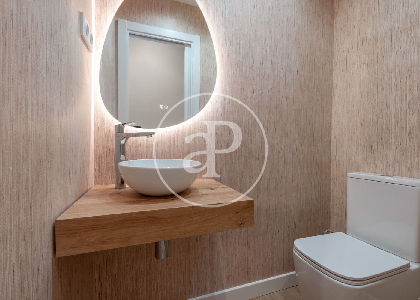 2 bedroom Apartment for sale in Madrid city - € 1,295,999 (Ref: 9494654)