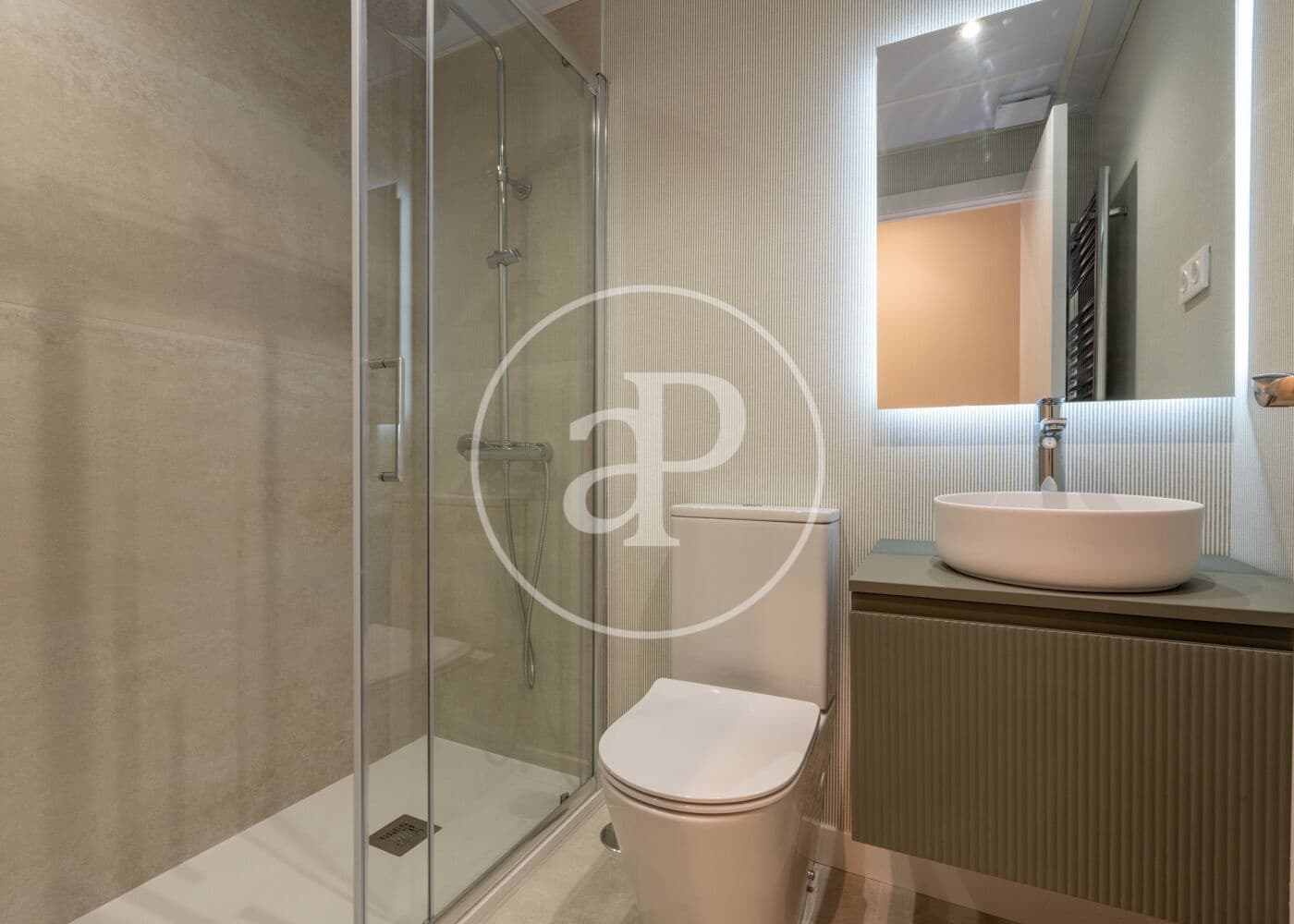 2 bedroom Apartment for sale in Madrid city - € 1,295,999 (Ref: 9494654)