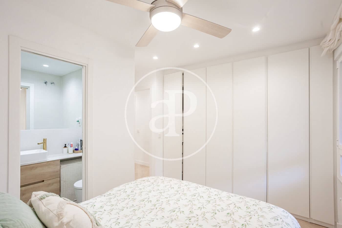 Apartamento de 3 habitaciones en Pozuelo de Alarcón en venta con piscina - 850.000 € (Ref: 9494656)