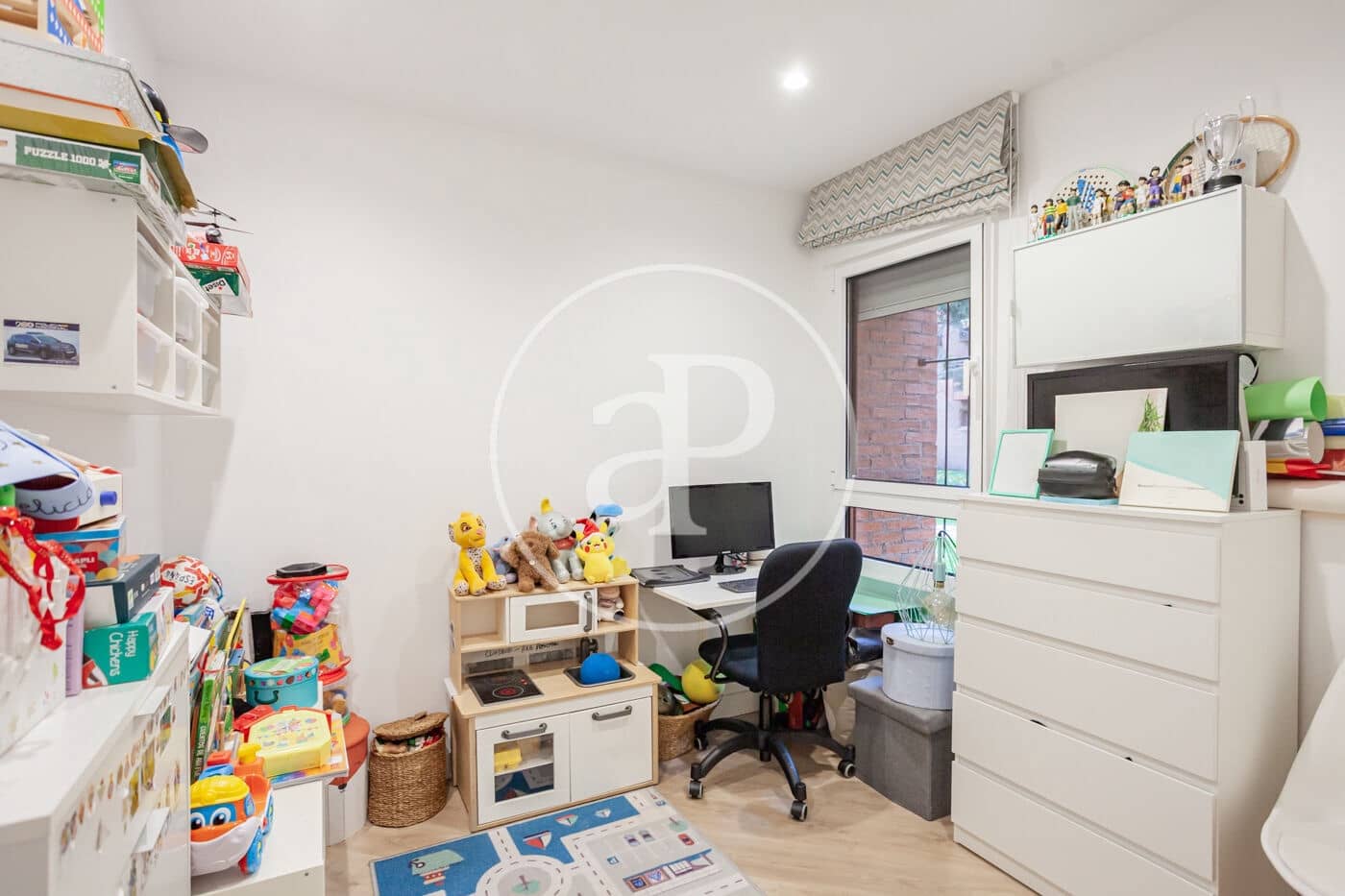 Apartamento de 3 habitaciones en Pozuelo de Alarcón en venta con piscina - 850.000 € (Ref: 9494656)