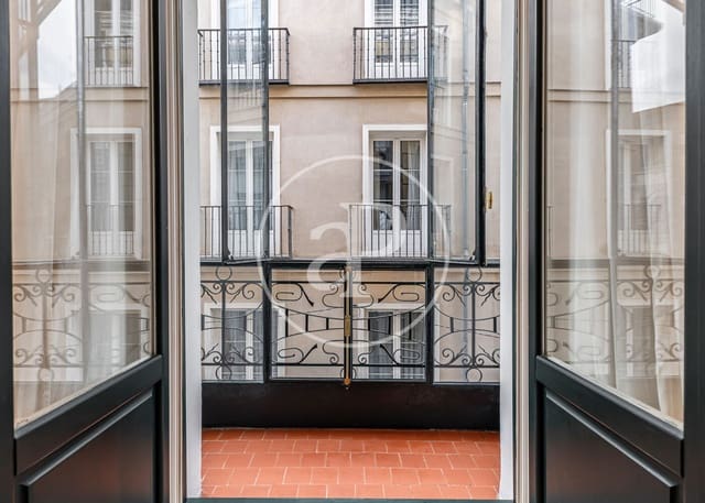 3 camera da letto Appartamento in vendita in Universidad, Madrid città - 1.100.000 € (Rif: 9494658)