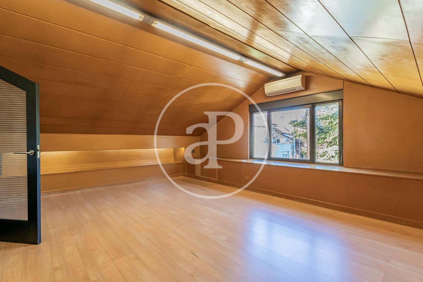 3 bedroom Villa for sale in Pozuelo de Alarcon - € 695,000 (Ref: 9494659)