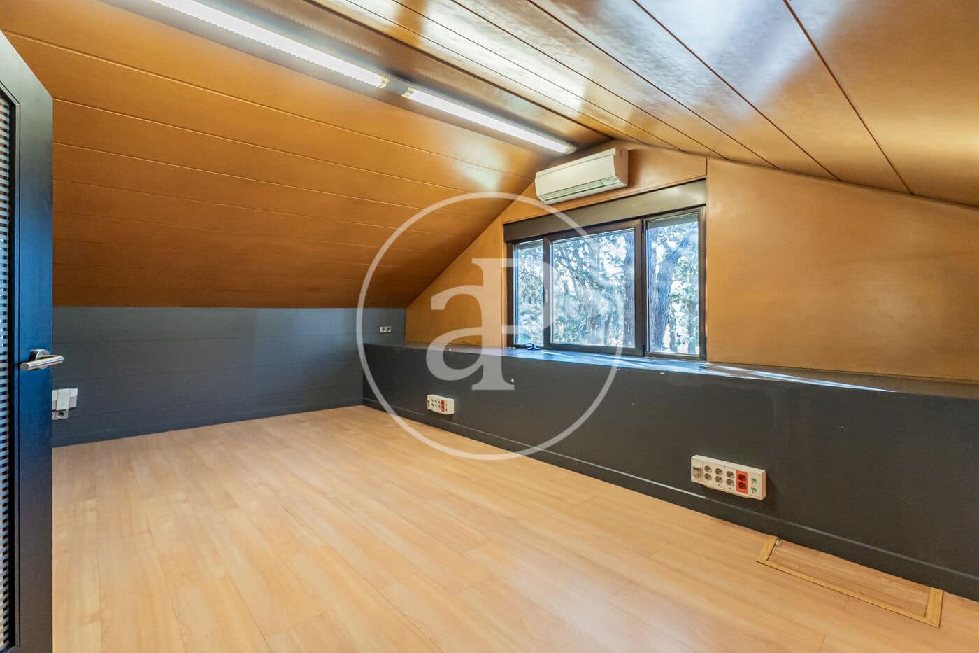 3 bedroom Villa for sale in Pozuelo de Alarcon - € 695,000 (Ref: 9494659)