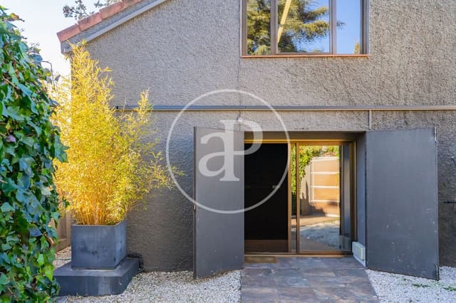 3 soverom Villa til salgs i Pozuelo de Alarcón - € 695 000 (Ref: 9494659)