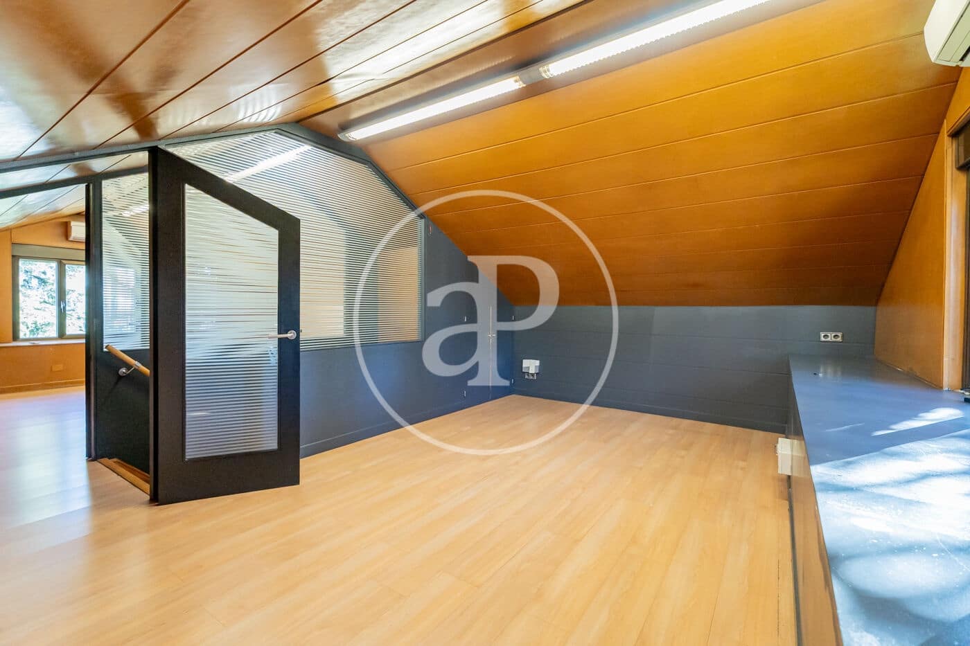 3 bedroom Villa for sale in Pozuelo de Alarcon - € 695,000 (Ref: 9494659)