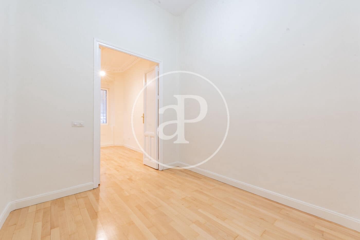 4 bedroom Apartment for sale in Madrid city - € 1,750,000 (Ref: 9497196)