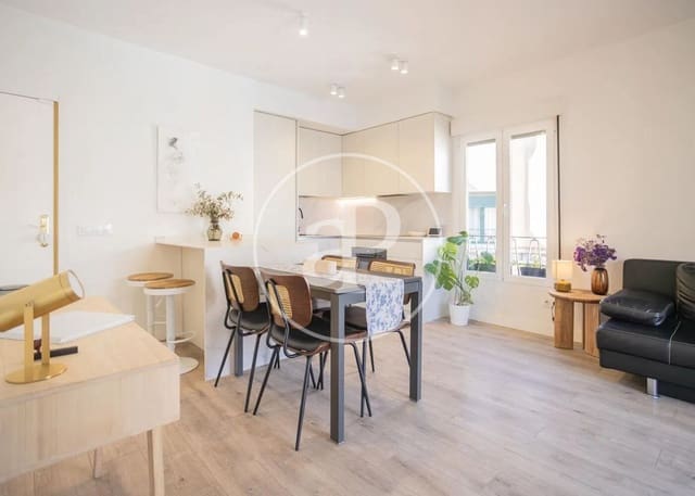 3 soverom Penthouse til salgs i Fuente del Berro, Madrid by - € 750 000 (Ref: 9497197)