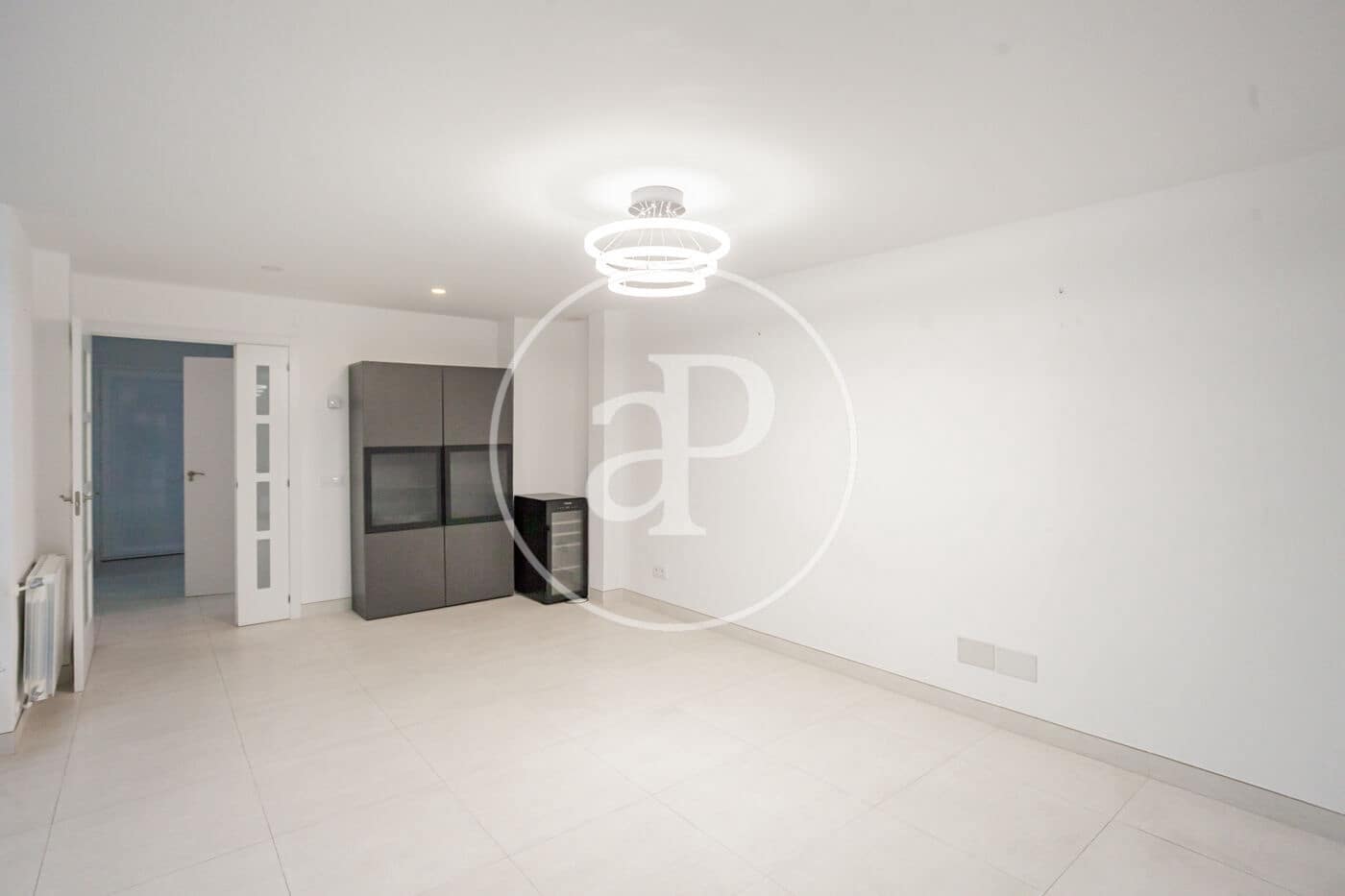 5 bedroom Villa for sale in Las Rozas de Madrid - € 927,000 (Ref: 9497199)