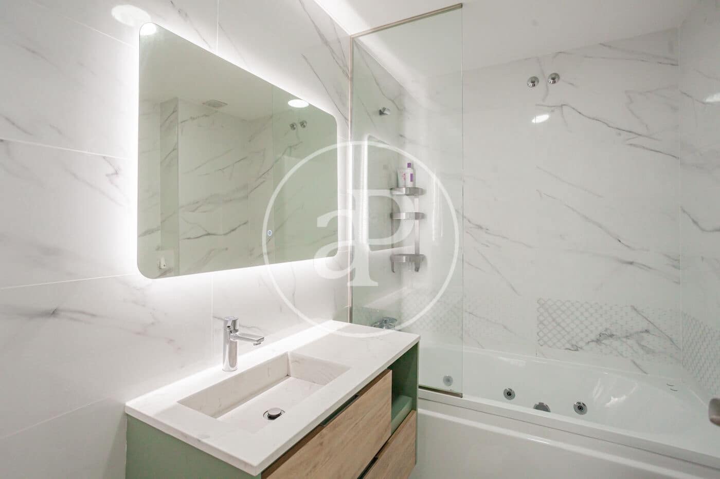 5 bedroom Villa for sale in Las Rozas de Madrid - € 927,000 (Ref: 9497199)