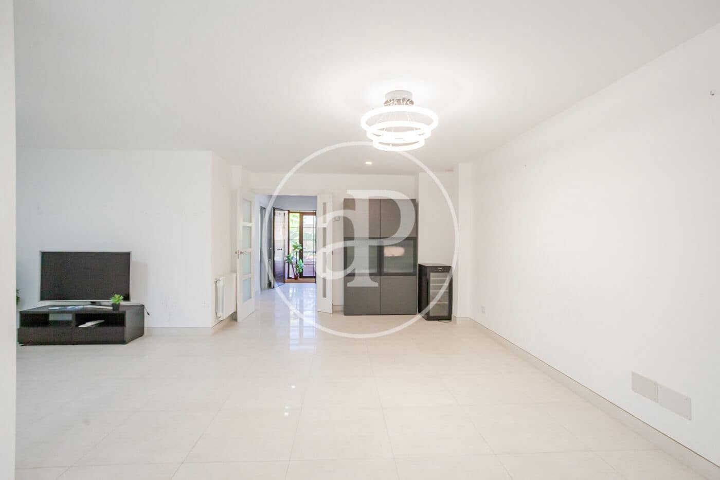 5 bedroom Villa for sale in Las Rozas de Madrid - € 912,000 (Ref: 9497199)