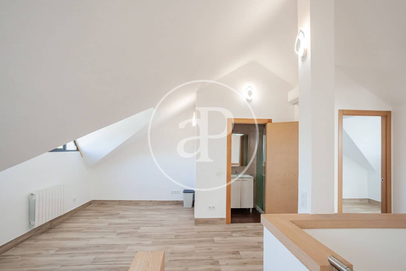 5 bedroom Villa for sale in Las Rozas de Madrid - € 912,000 (Ref: 9497199)