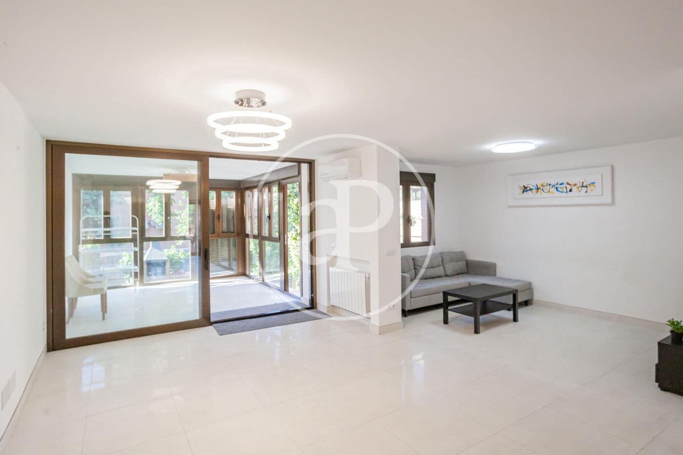 5 bedroom Villa for sale in Las Rozas de Madrid - € 912,000 (Ref: 9497199)