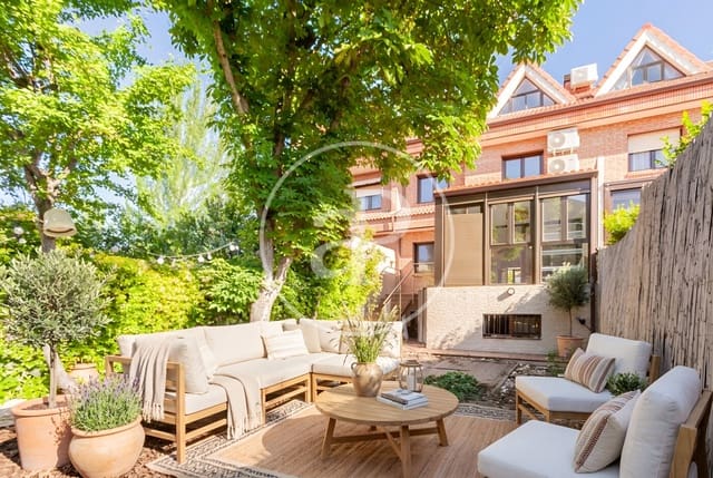 5 camera da letto Villa in vendita in Las Rozas de Madrid - 927.000 € (Rif: 9497199)