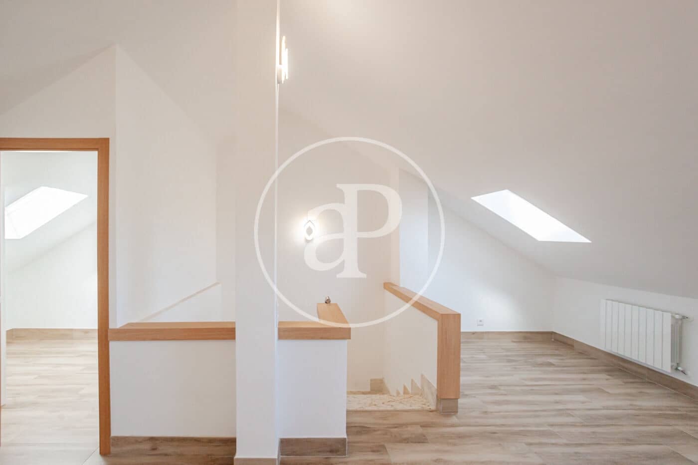 5 bedroom Villa for sale in Las Rozas de Madrid - € 912,000 (Ref: 9497199)