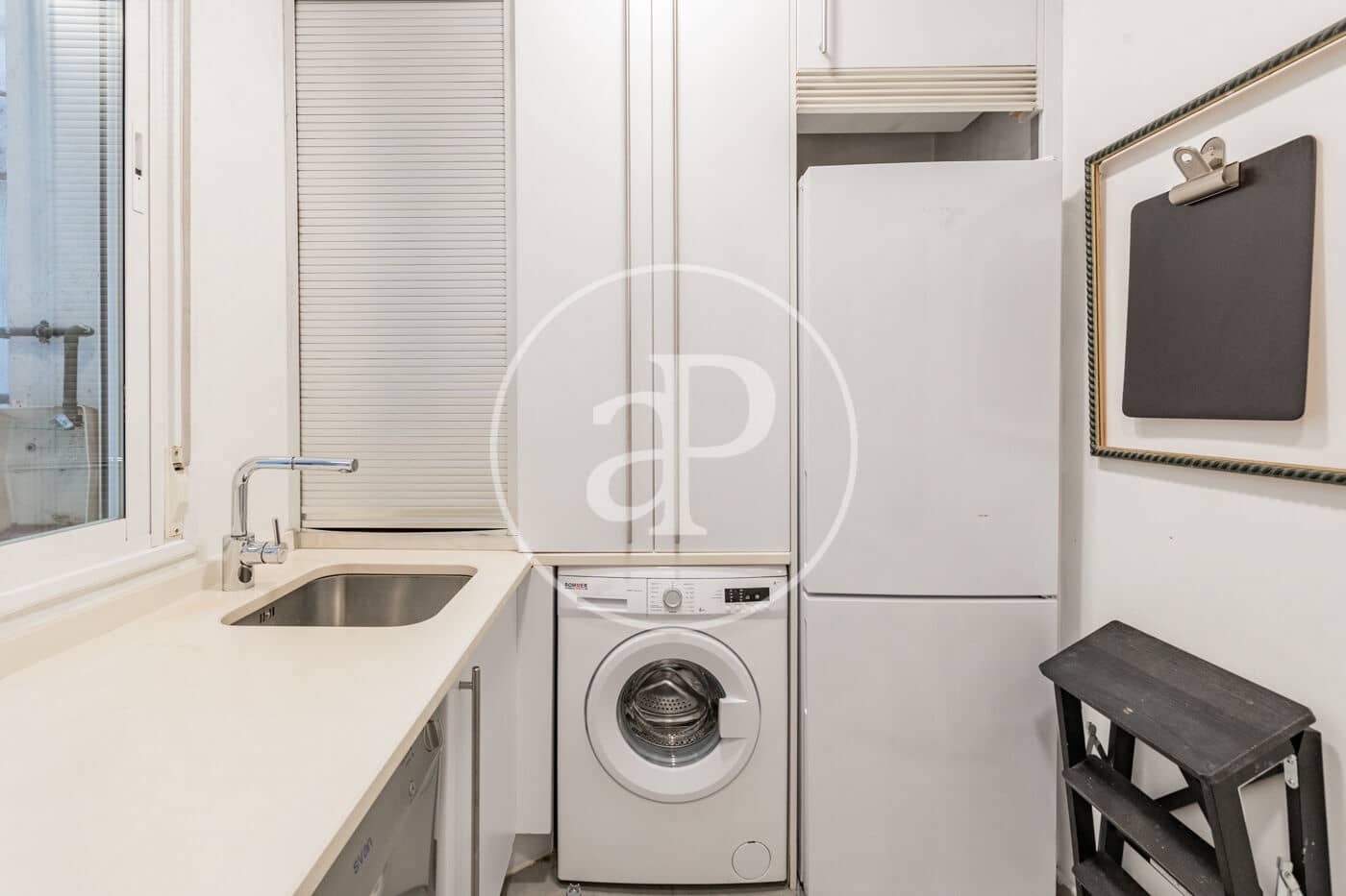 2 bedroom Apartment for rent in Madrid city - € 2,500 (Ref: 9497200)