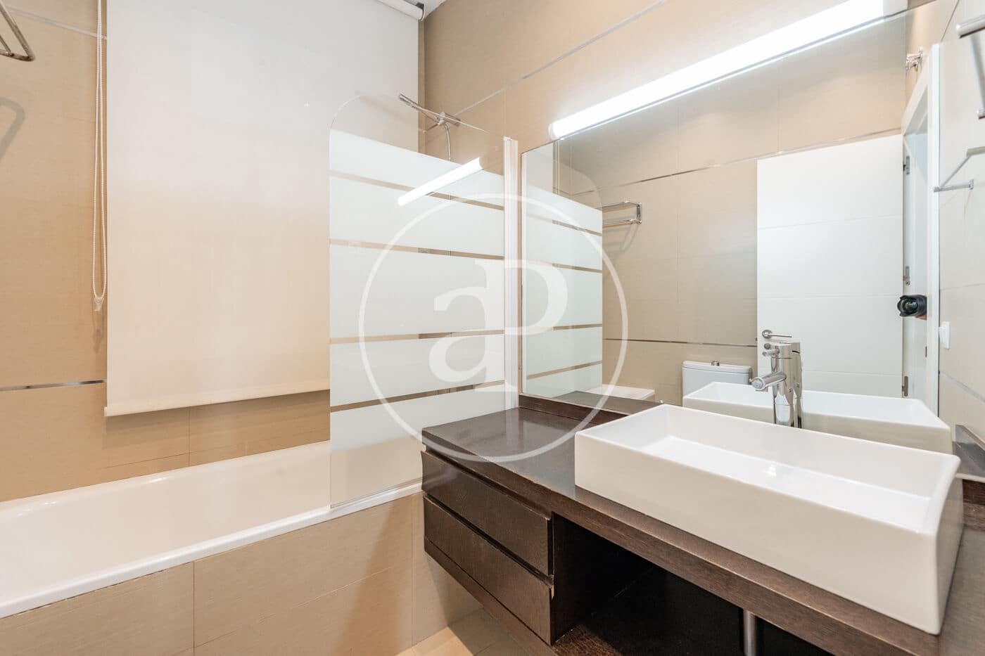 2 bedroom Apartment for rent in Madrid city - € 2,500 (Ref: 9497200)