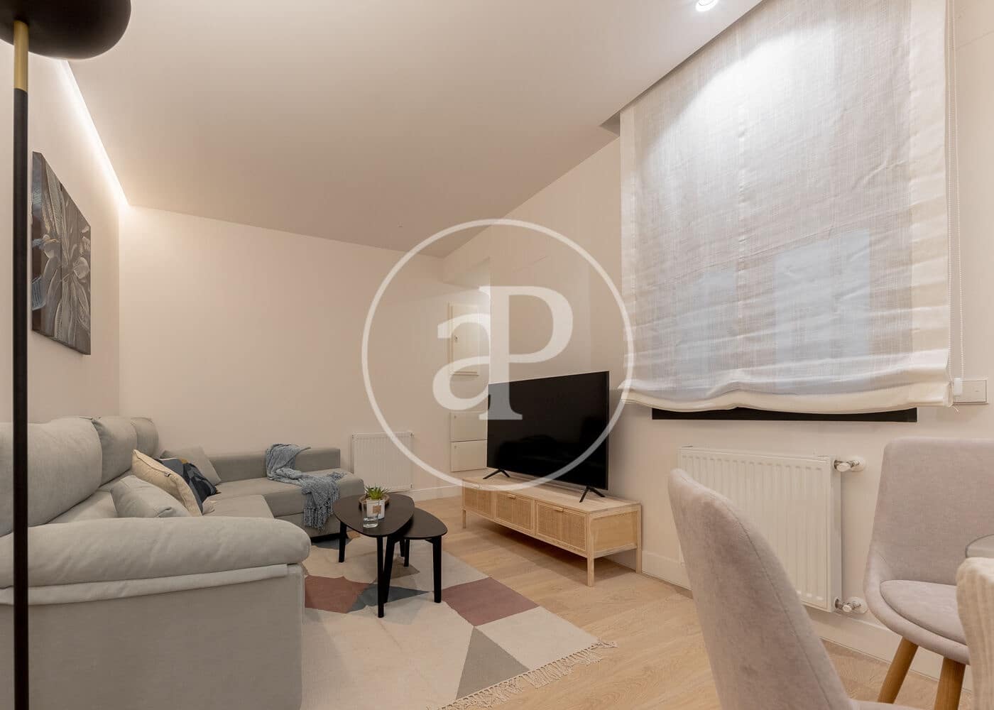 2 quarto Apartamento para arrendar em Madrid cidade com piscina - 3 450 € (Ref: 9497201)