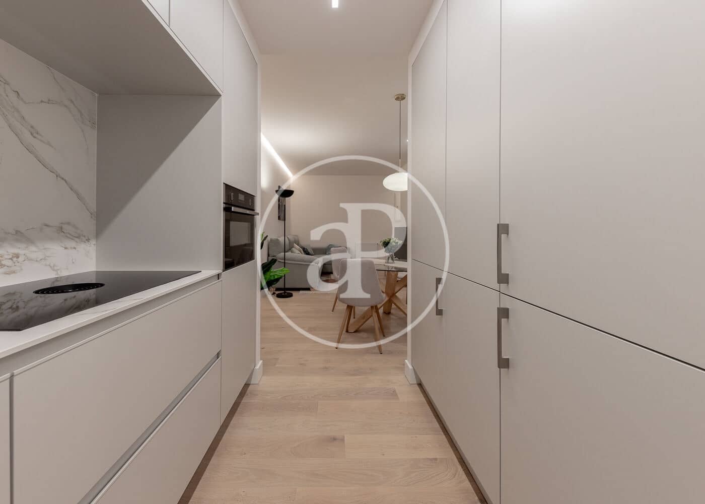 2 quarto Apartamento para arrendar em Madrid cidade com piscina - 3 450 € (Ref: 9497201)