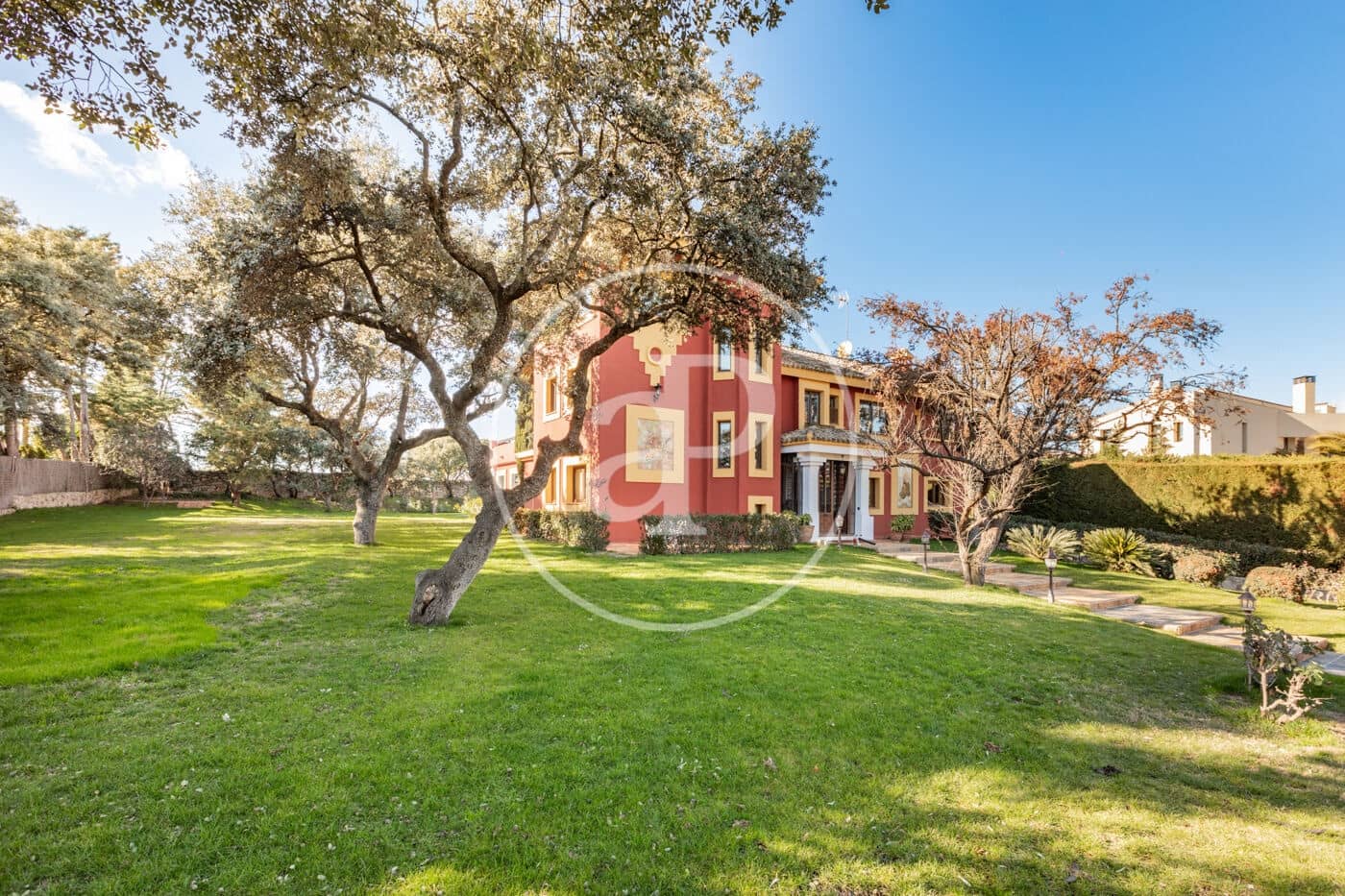 5 soveværelse Villa til salg i San Sebastian de los Reyes med swimmingpool - € 2.790.000 (Ref: 9502373)