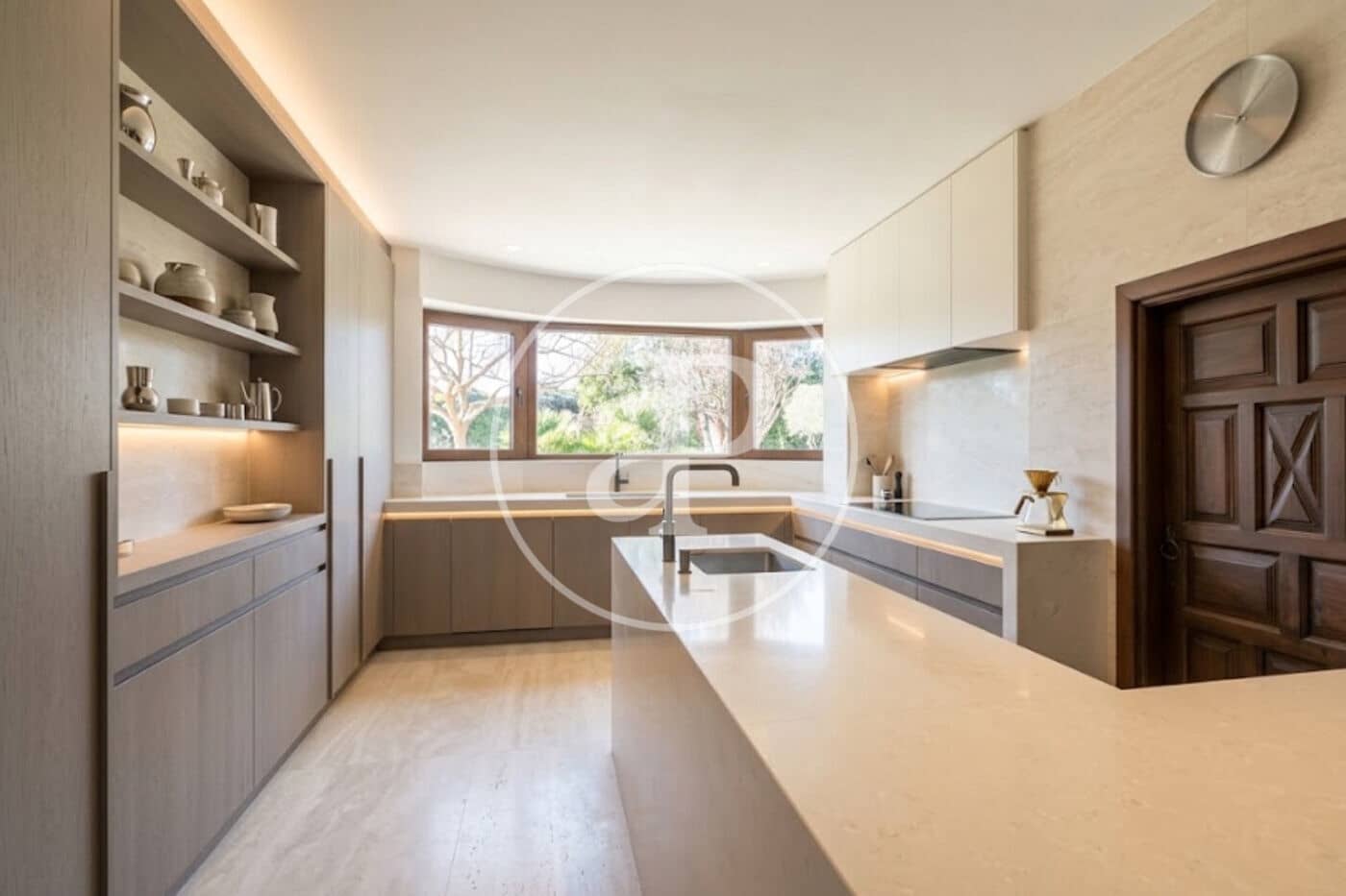 5 bedroom Villa for sale in San Sebastian de los Reyes with pool - € 2,450,000 (Ref: 9502373)