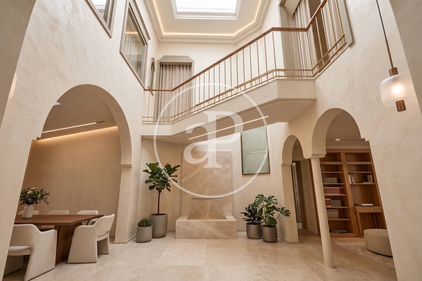 5 bedroom Villa for sale in San Sebastian de los Reyes with pool - € 2,450,000 (Ref: 9502373)