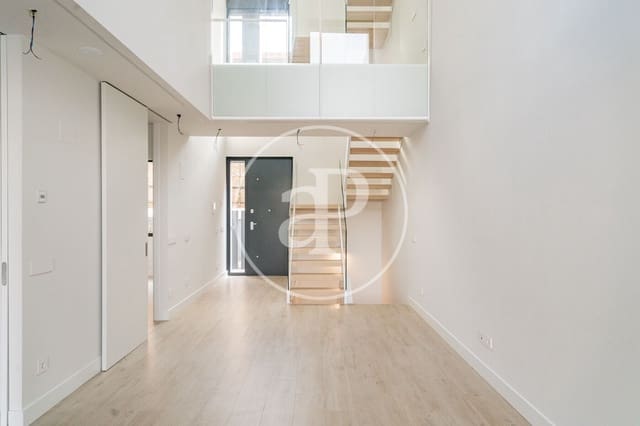 Chalet de 5 habitaciones en Canillejas, Madrid ciudad en alquiler con piscina - 5.500 € (Ref: 9502374)