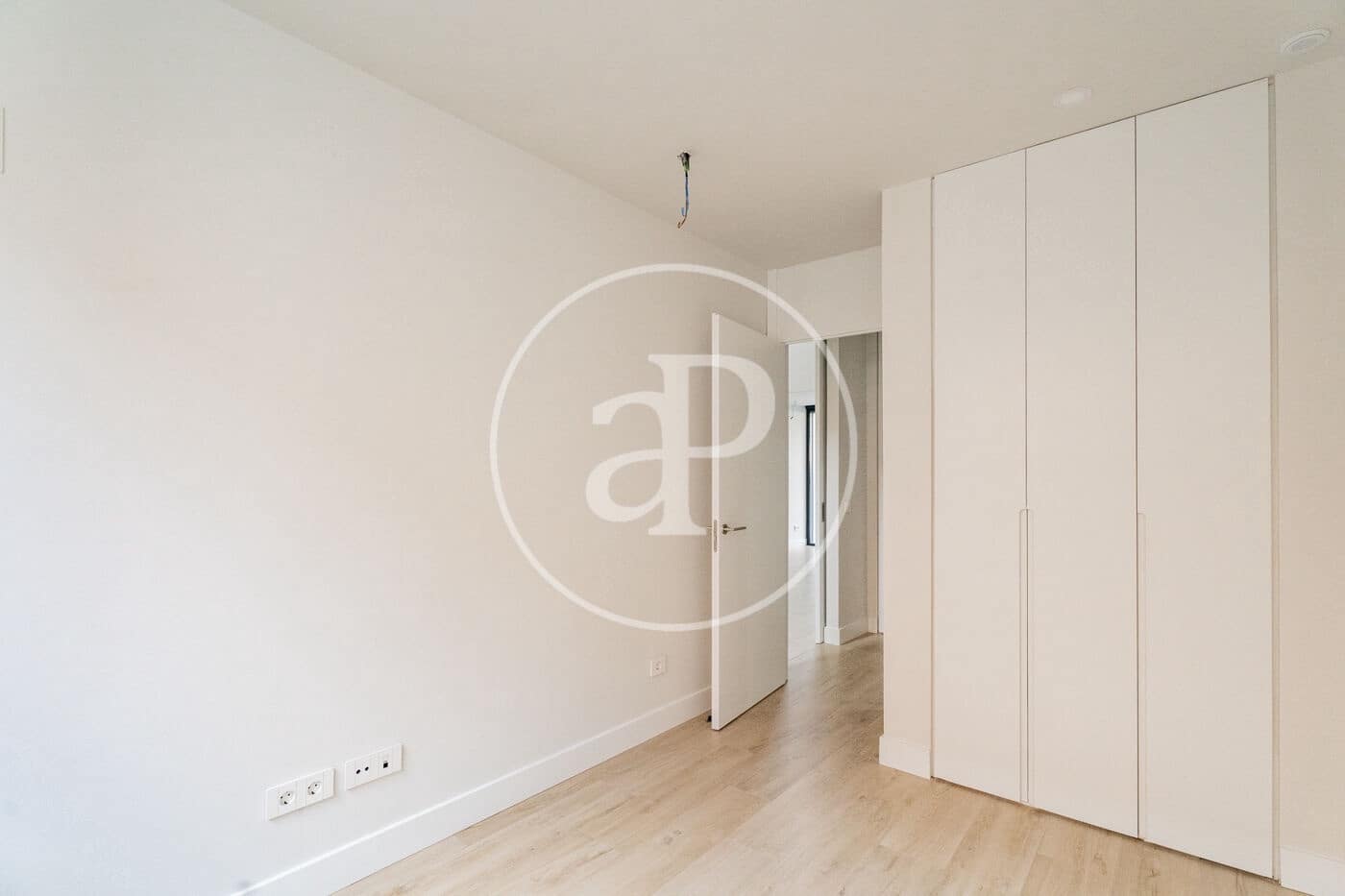 Chalet de 5 habitaciones en Madrid ciudad en alquiler con piscina - 5.500 € (Ref: 9502374)