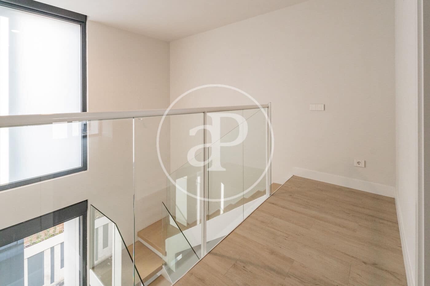 Chalet de 5 habitaciones en Madrid ciudad en alquiler con piscina - 5.500 € (Ref: 9502374)