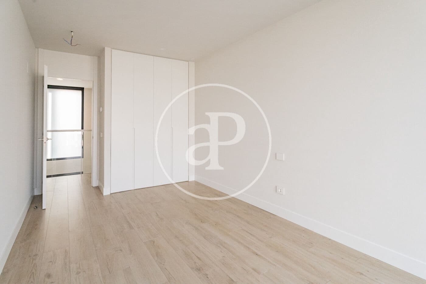 Chalet de 5 habitaciones en Madrid ciudad en alquiler con piscina - 5.500 € (Ref: 9502374)