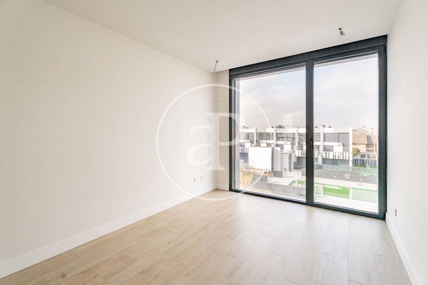 Chalet de 5 habitaciones en Madrid ciudad en alquiler con piscina - 5.500 € (Ref: 9502374)