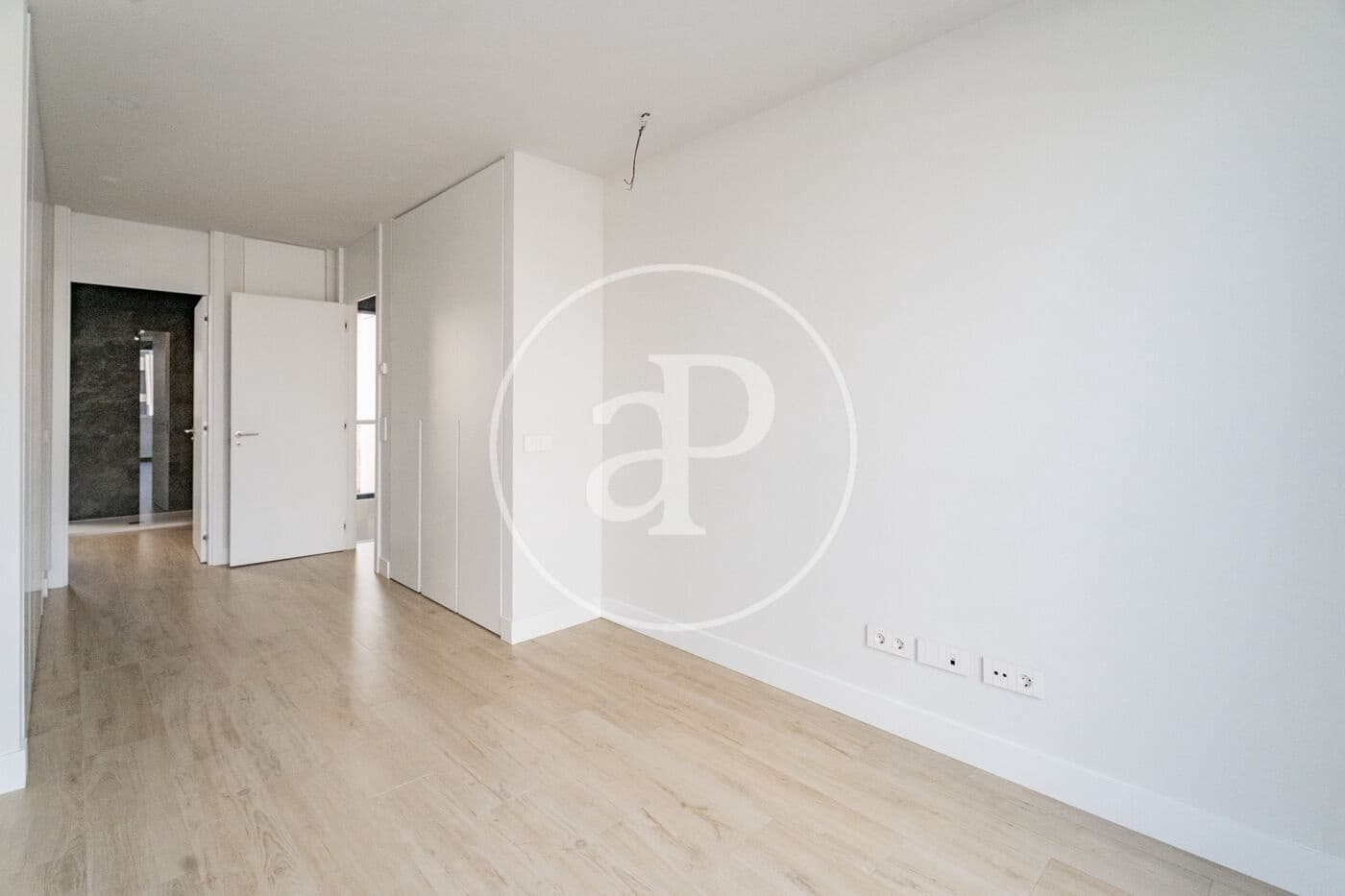 Chalet de 5 habitaciones en Madrid ciudad en alquiler con piscina - 5.500 € (Ref: 9502374)