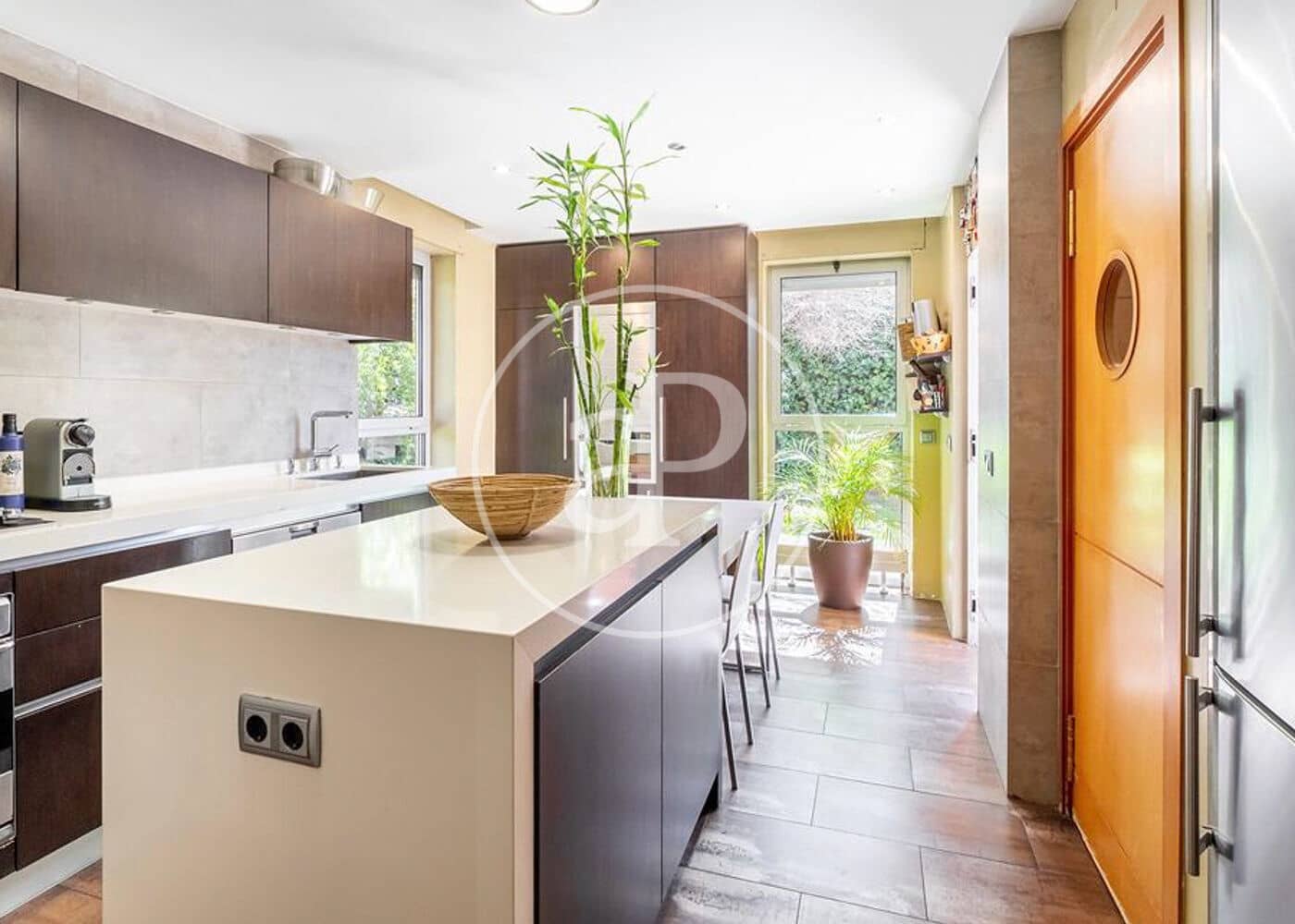 5 bedroom Villa for sale in La Moraleja with pool - € 2,825,000 (Ref: 9502375)