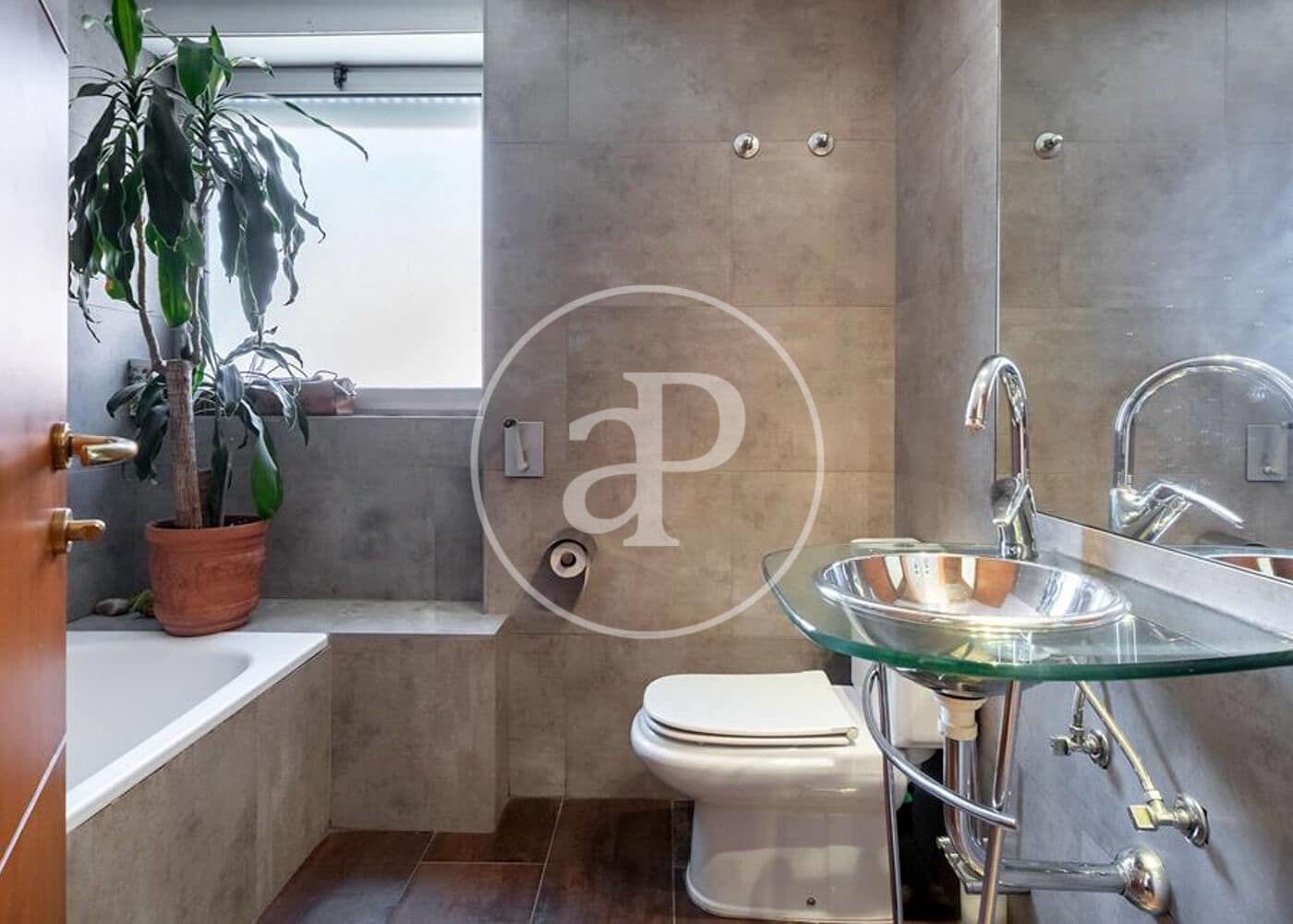 5 bedroom Villa for sale in La Moraleja with pool - € 2,825,000 (Ref: 9502375)