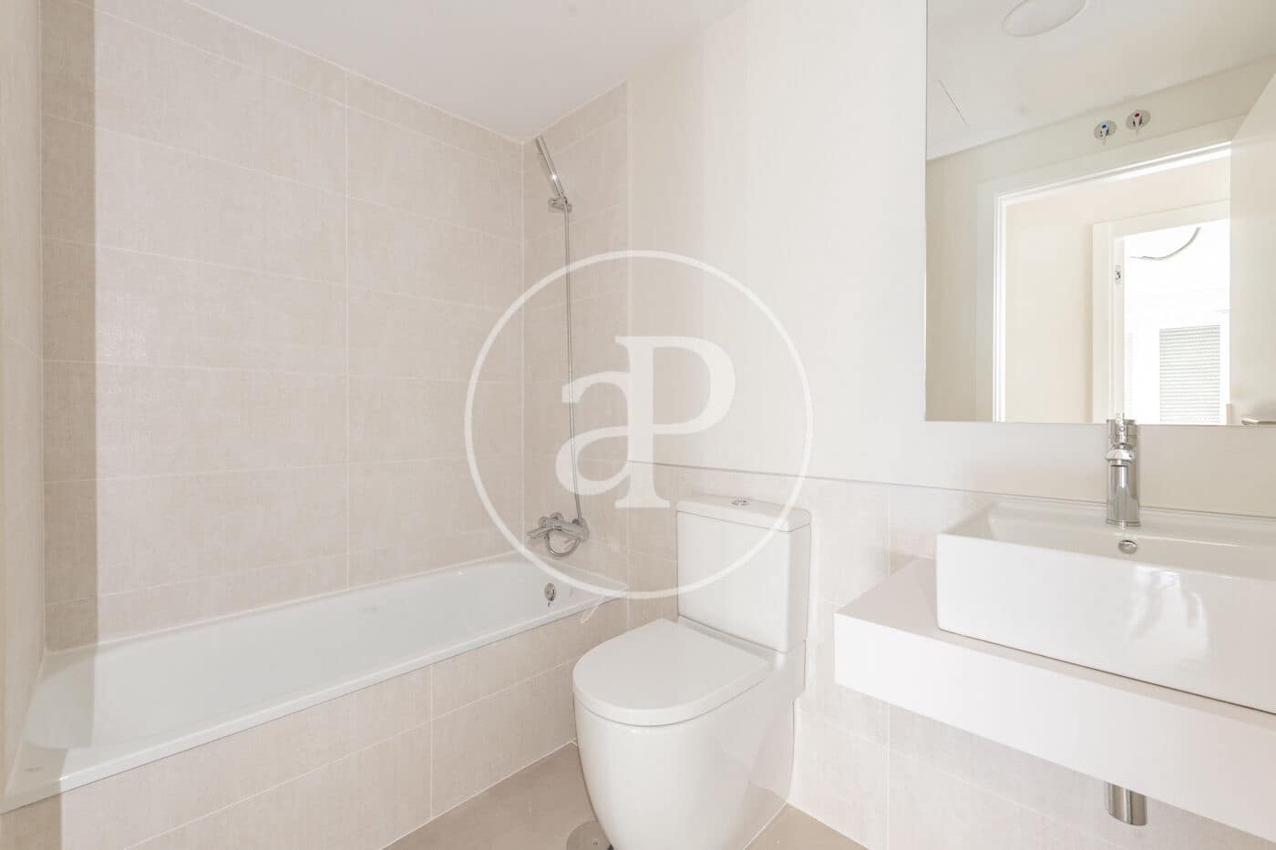 3 slaapkamer Appartement te koop in Madrid stad met zwembad - € 1.190.000 (Ref: 9502376)