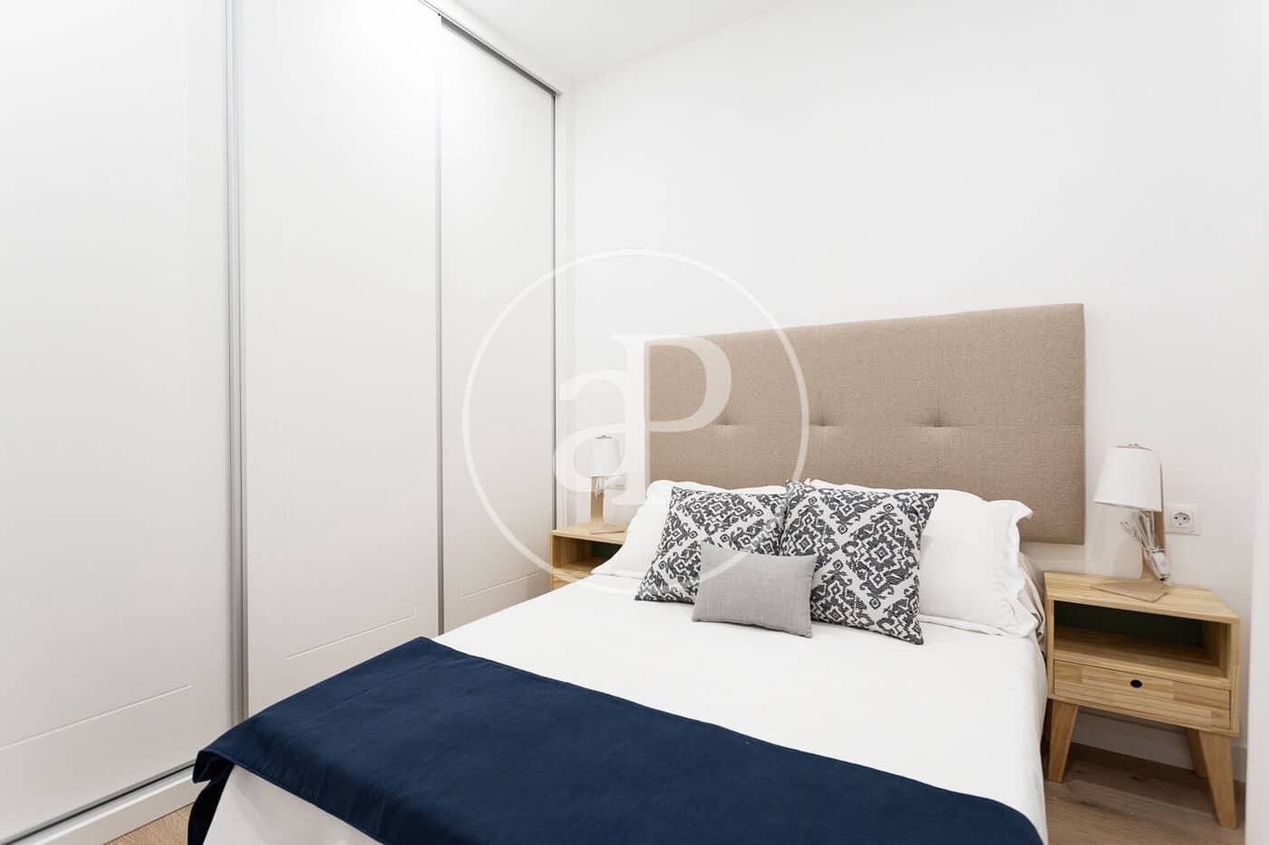 2 slaapkamer Appartement te huur in Madrid stad - € 1.990 (Ref: 9504301)