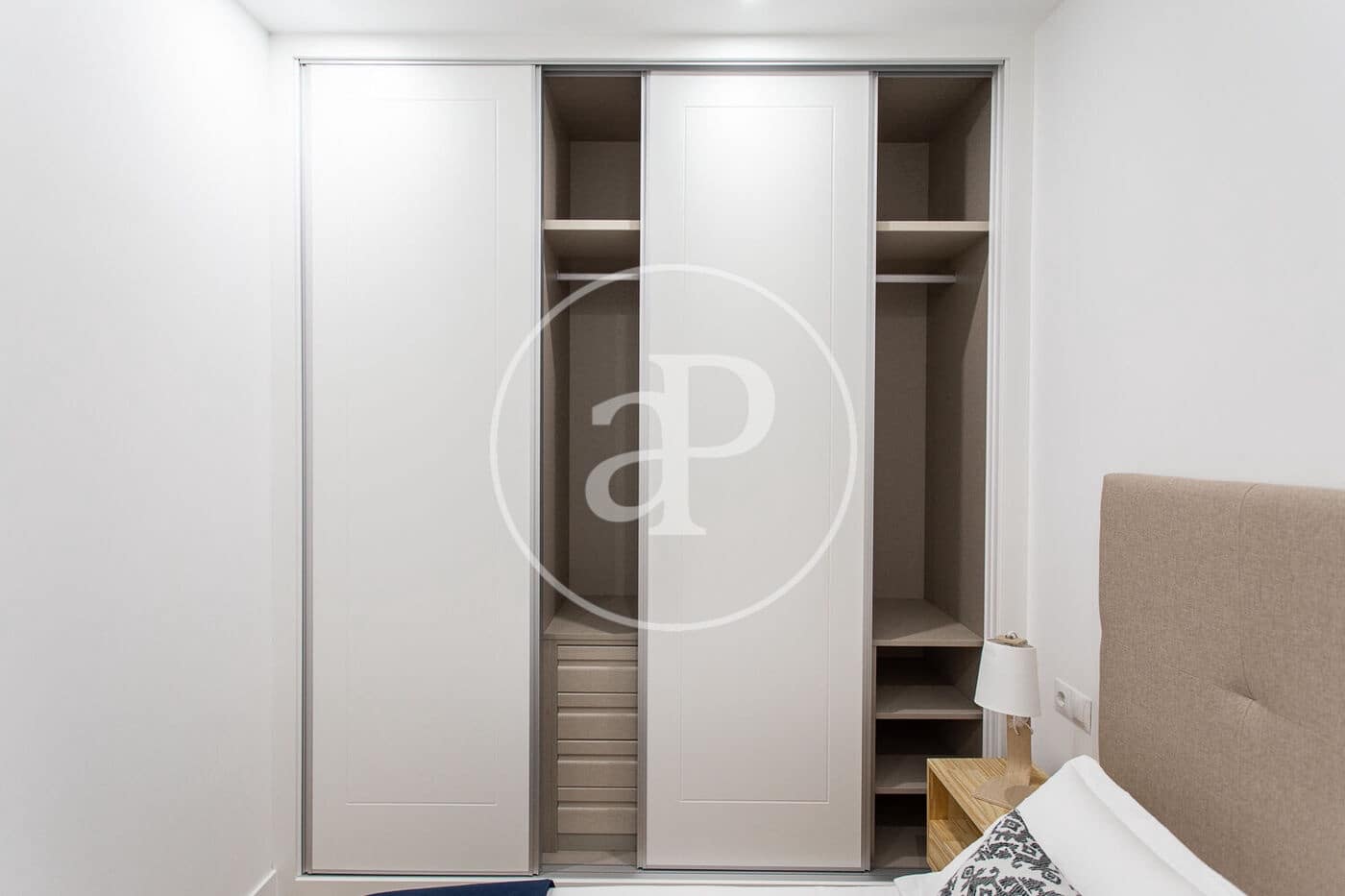 2 slaapkamer Appartement te huur in Madrid stad - € 1.990 (Ref: 9504301)