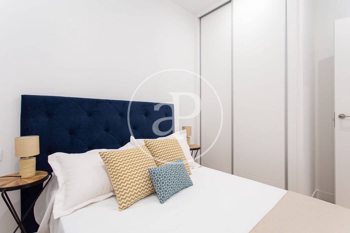 2 slaapkamer Appartement te huur in Madrid stad - € 1.990 (Ref: 9504301)