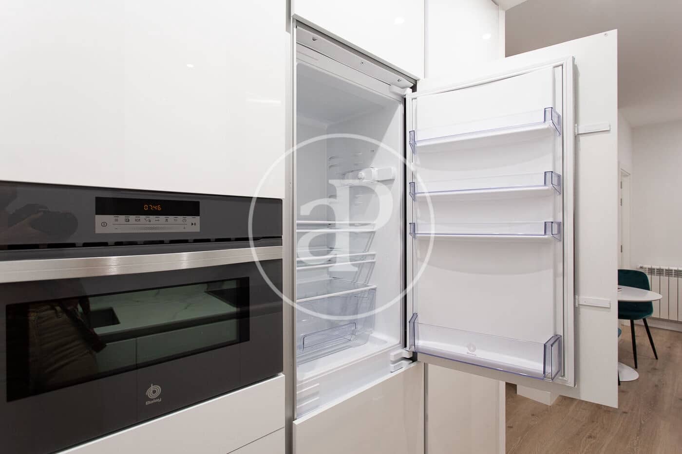 2 slaapkamer Appartement te huur in Madrid stad - € 1.990 (Ref: 9504301)