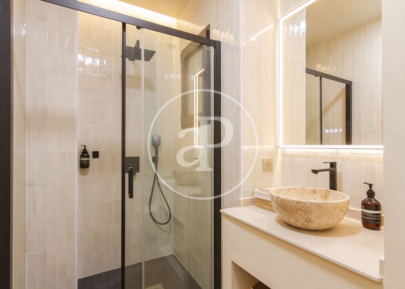 2 bedroom Apartment for sale in Madrid city - € 1,175,000 (Ref: 9504304)