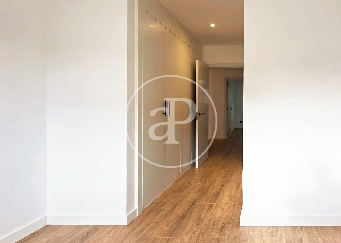 2 slaapkamer Appartement te koop in Madrid stad met zwembad - € 549.000 (Ref: 9504306)