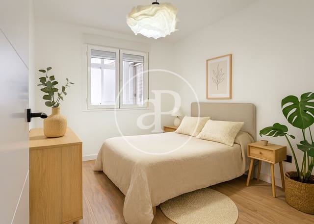 2 slaapkamer Appartement te koop in Valdefuentes, Madrid stad met zwembad - € 549.000 (Ref: 9504306)