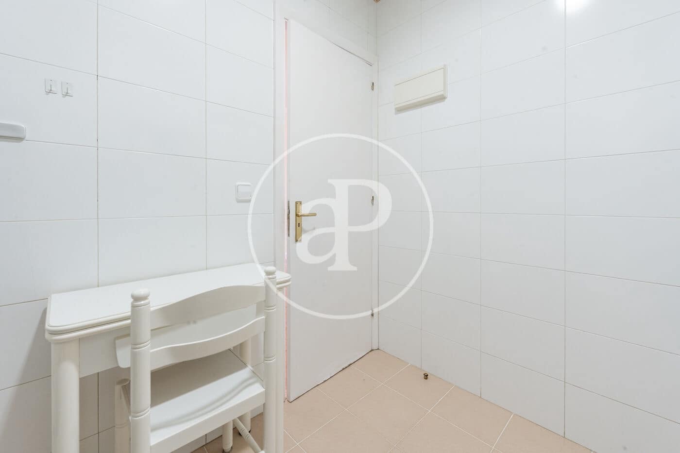 2 bedroom Apartment for sale in Madrid city with pool - € 1,200,000 (Ref: 9504308)