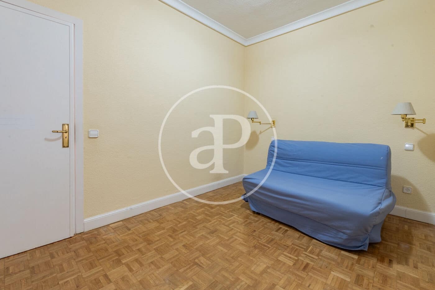 2 bedroom Apartment for sale in Madrid city with pool - € 1,200,000 (Ref: 9504308)