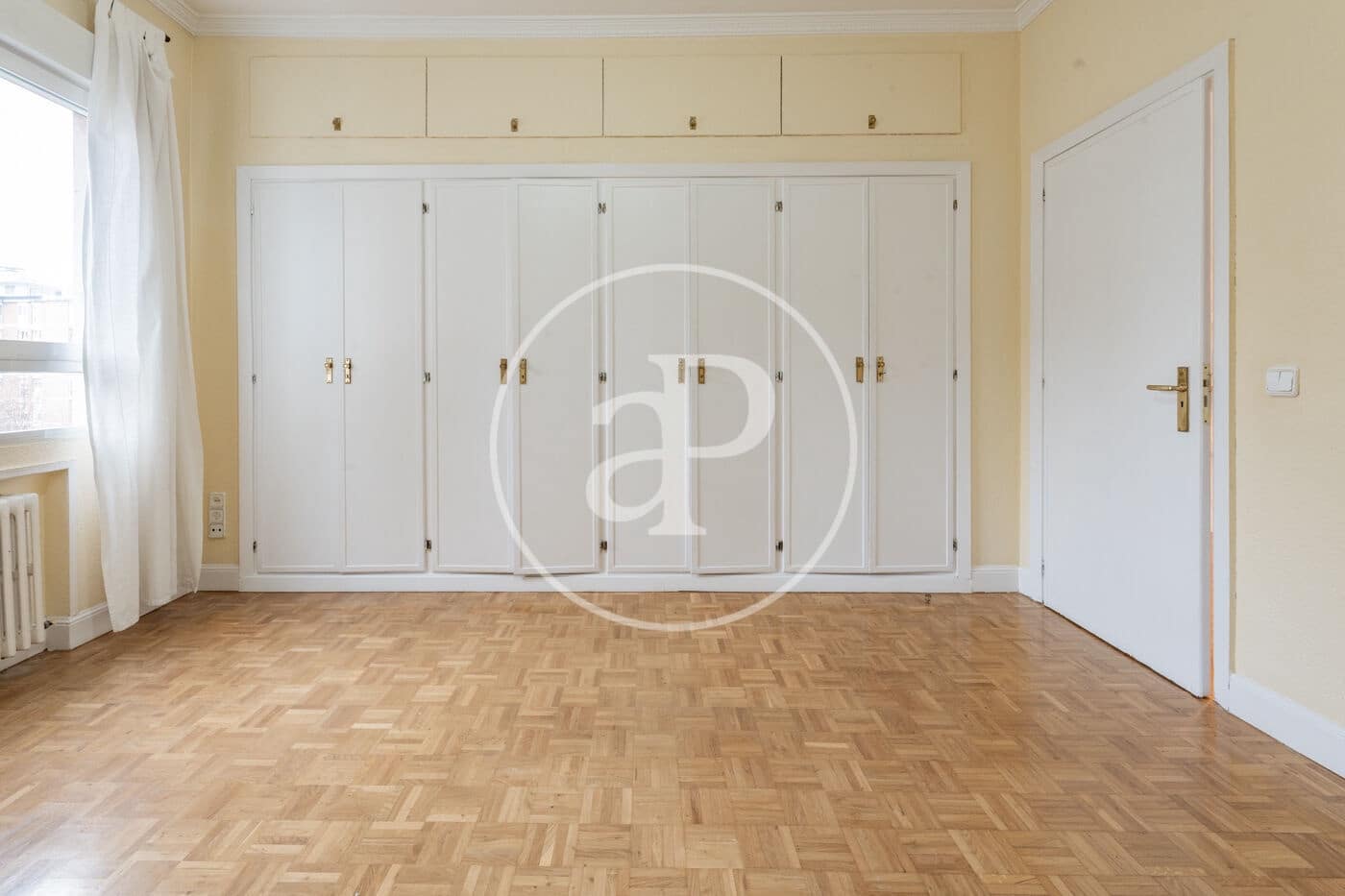 2 bedroom Apartment for sale in Madrid city with pool - € 1,200,000 (Ref: 9504308)