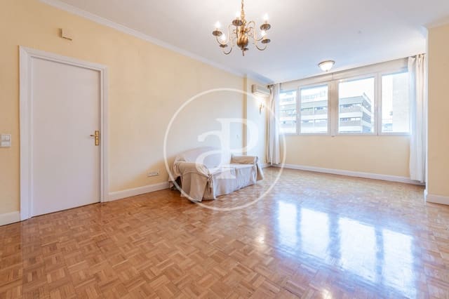 2 bedroom Apartment for sale in Nueva España, Madrid city with pool - € 1,200,000 (Ref: 9504308)