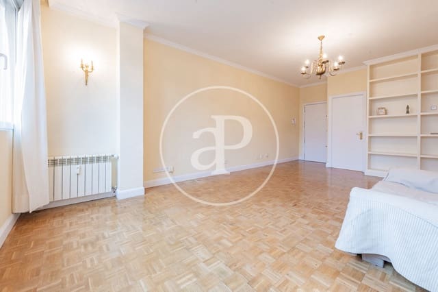 2 bedroom Apartment for sale in Nueva España, Madrid city with pool - € 1,200,000 (Ref: 9504308)