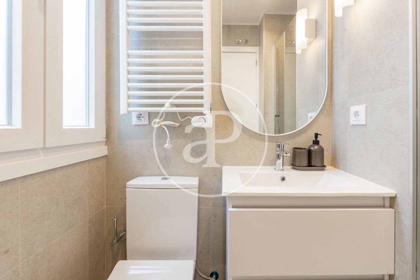 2 bedroom Apartment for rent in Madrid city - € 1,975 (Ref: 9508885)